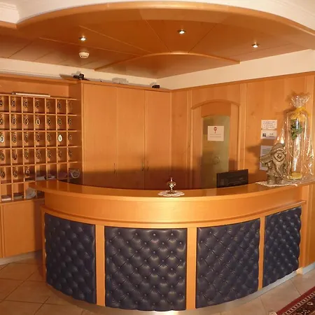 Hotel Klausberg Cadipietra